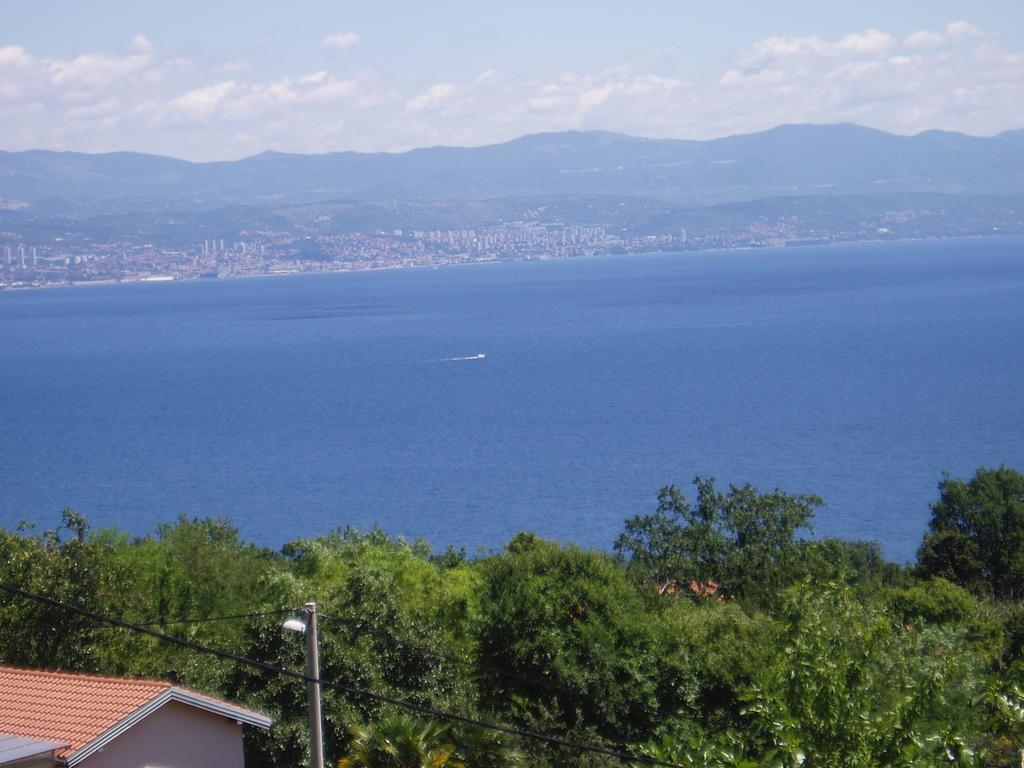 Apartments Villa Ceric Lovran Εξωτερικό φωτογραφία