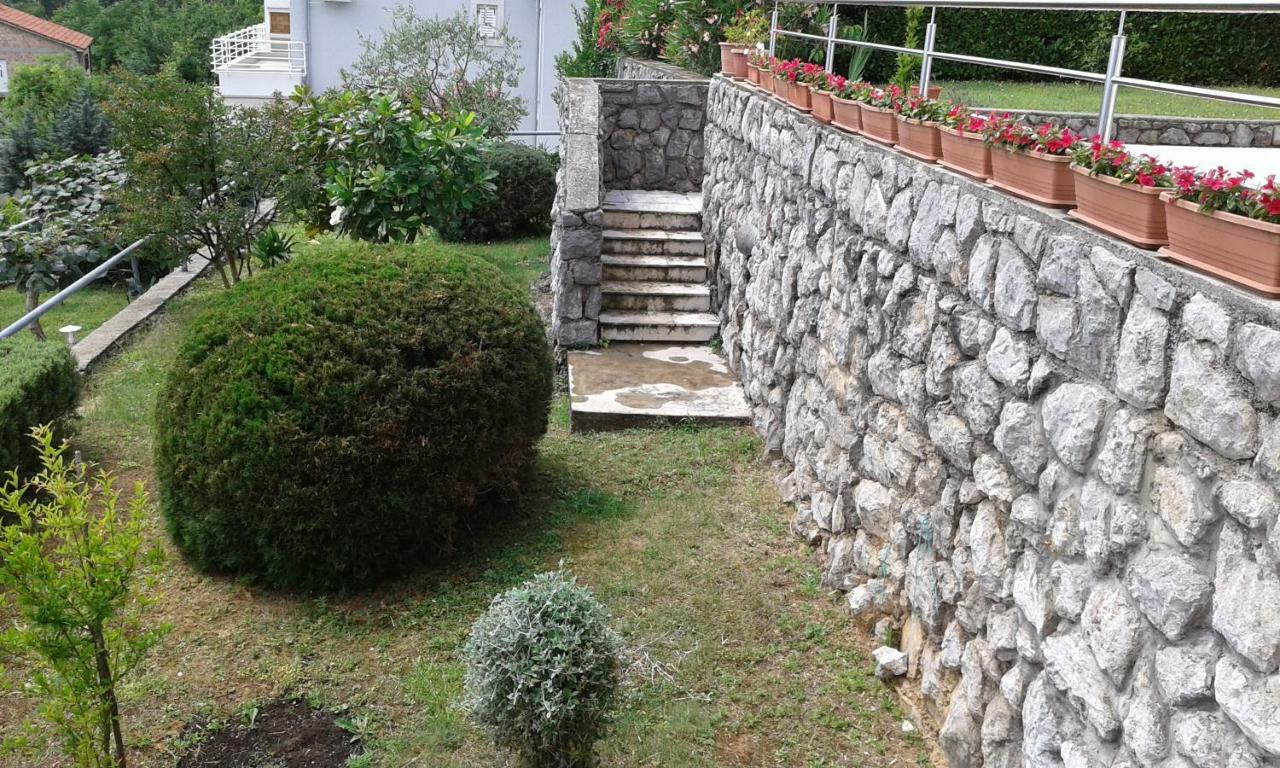Apartments Villa Ceric Lovran Εξωτερικό φωτογραφία