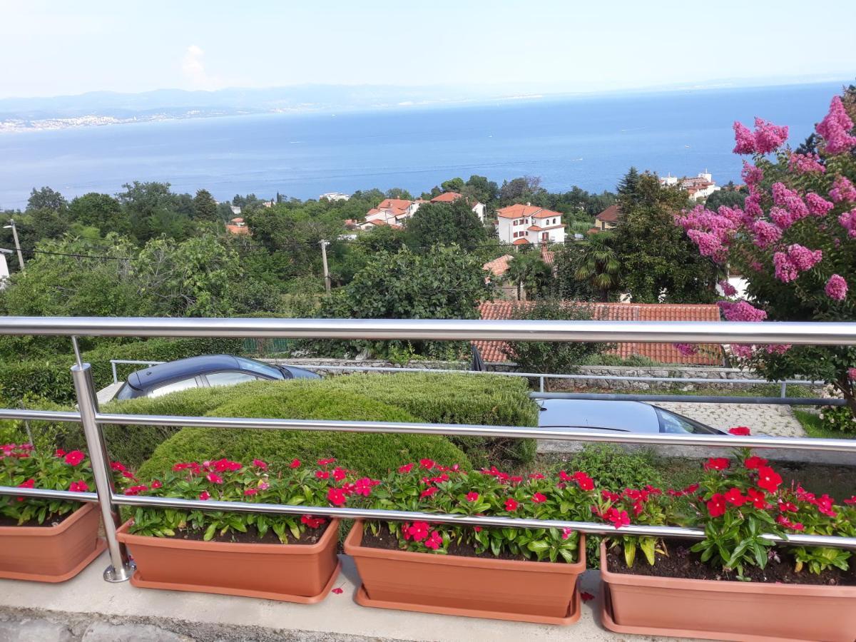 Apartments Villa Ceric Lovran Εξωτερικό φωτογραφία